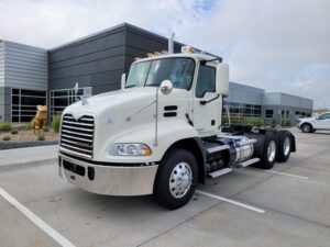 2016 Mack Vision CXU613
